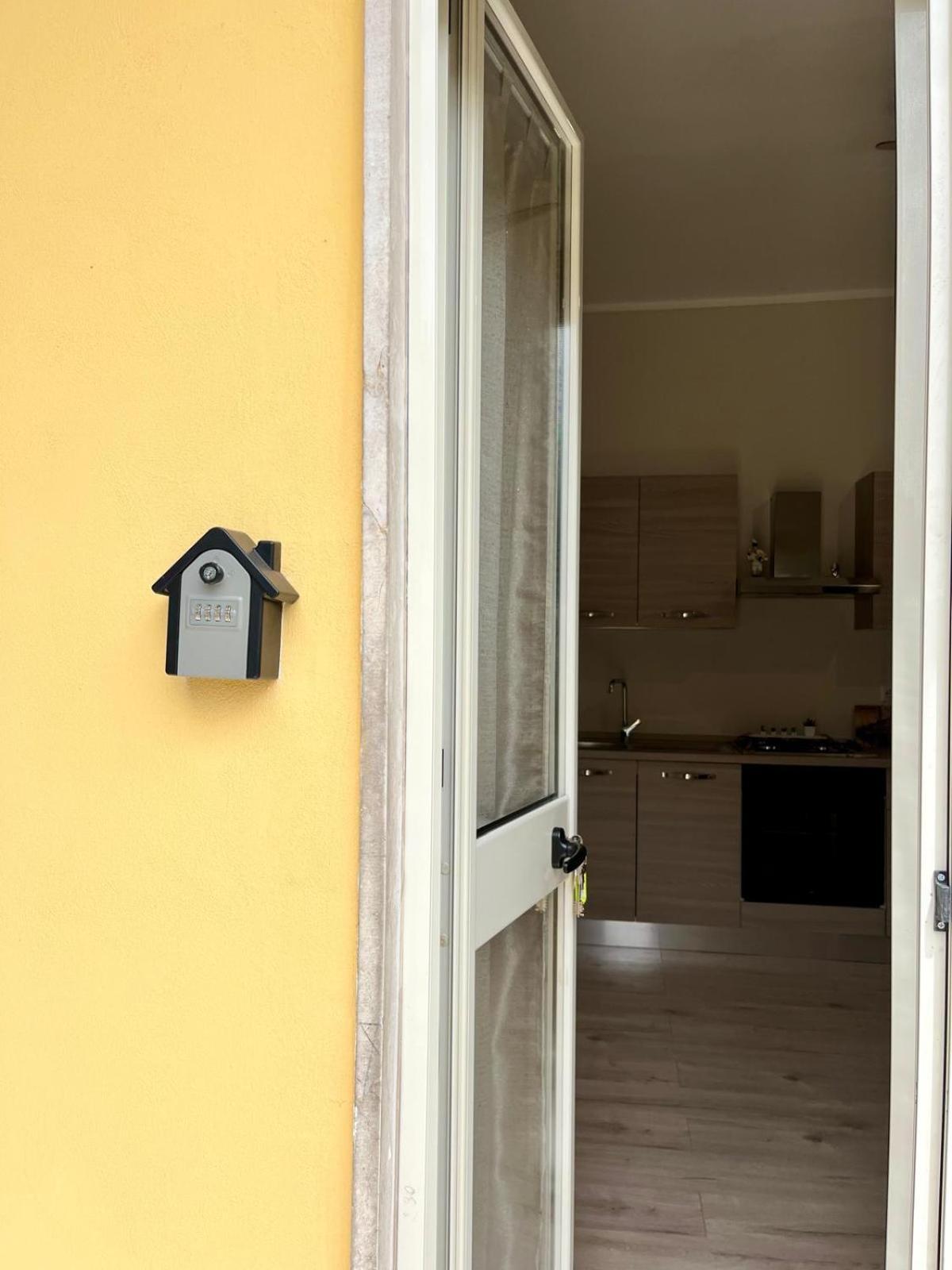La Casa Di Rosa Hotel Castellammare di Stabia Bagian luar foto
