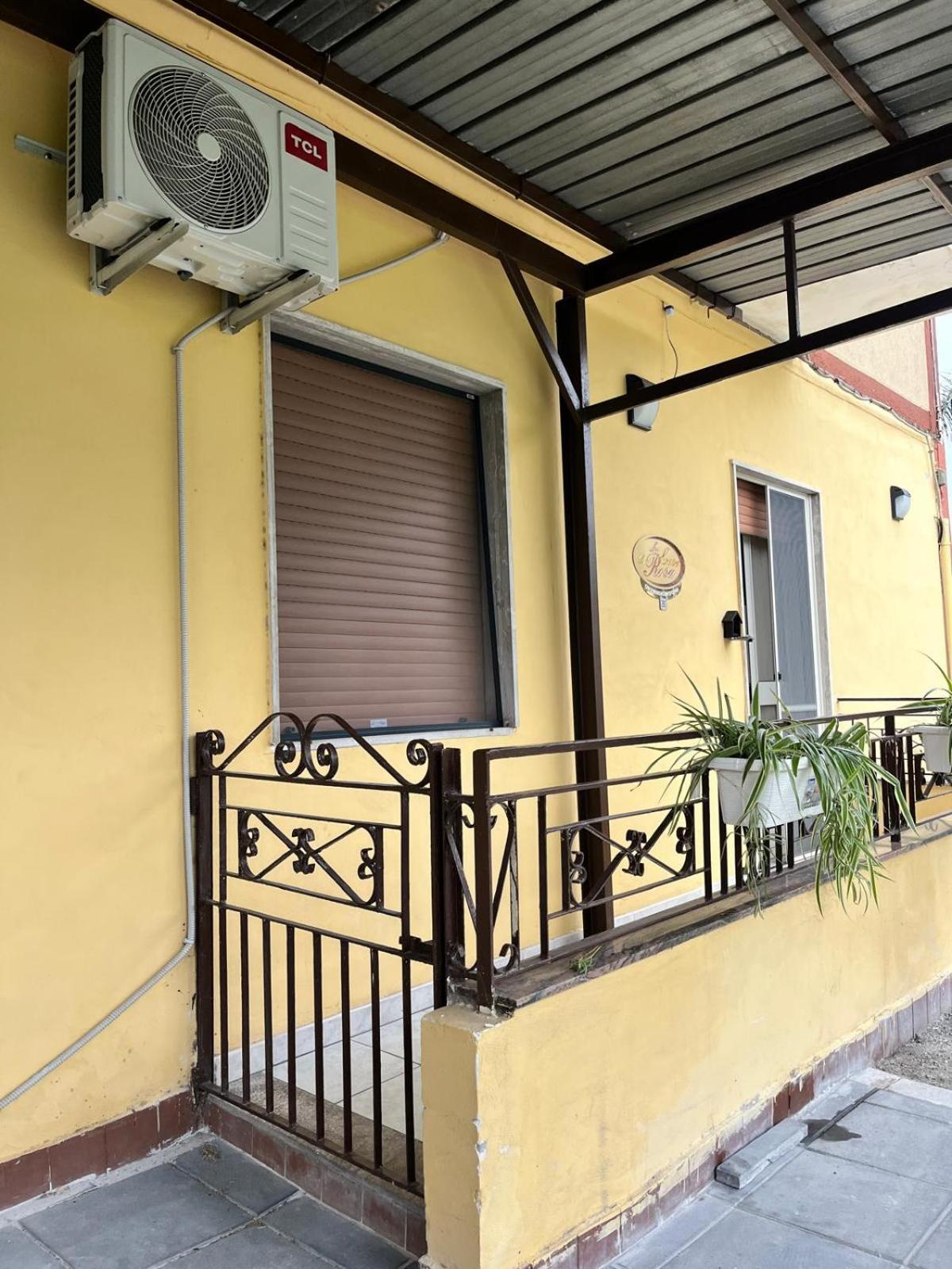 La Casa Di Rosa Hotel Castellammare di Stabia Bagian luar foto